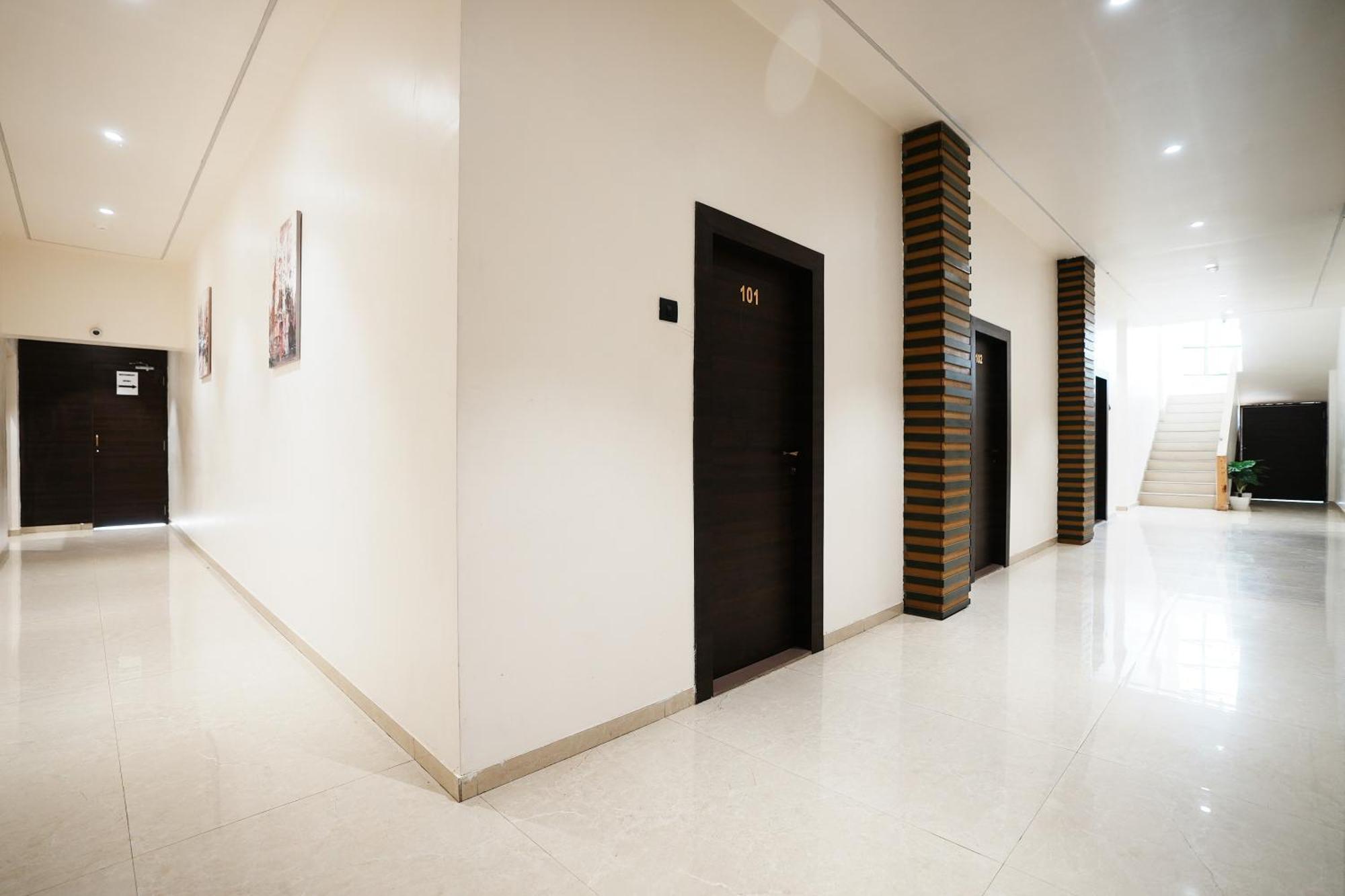 Madhav Residency Hotel & Banquet, Kalyan, Mumbai מראה חיצוני תמונה