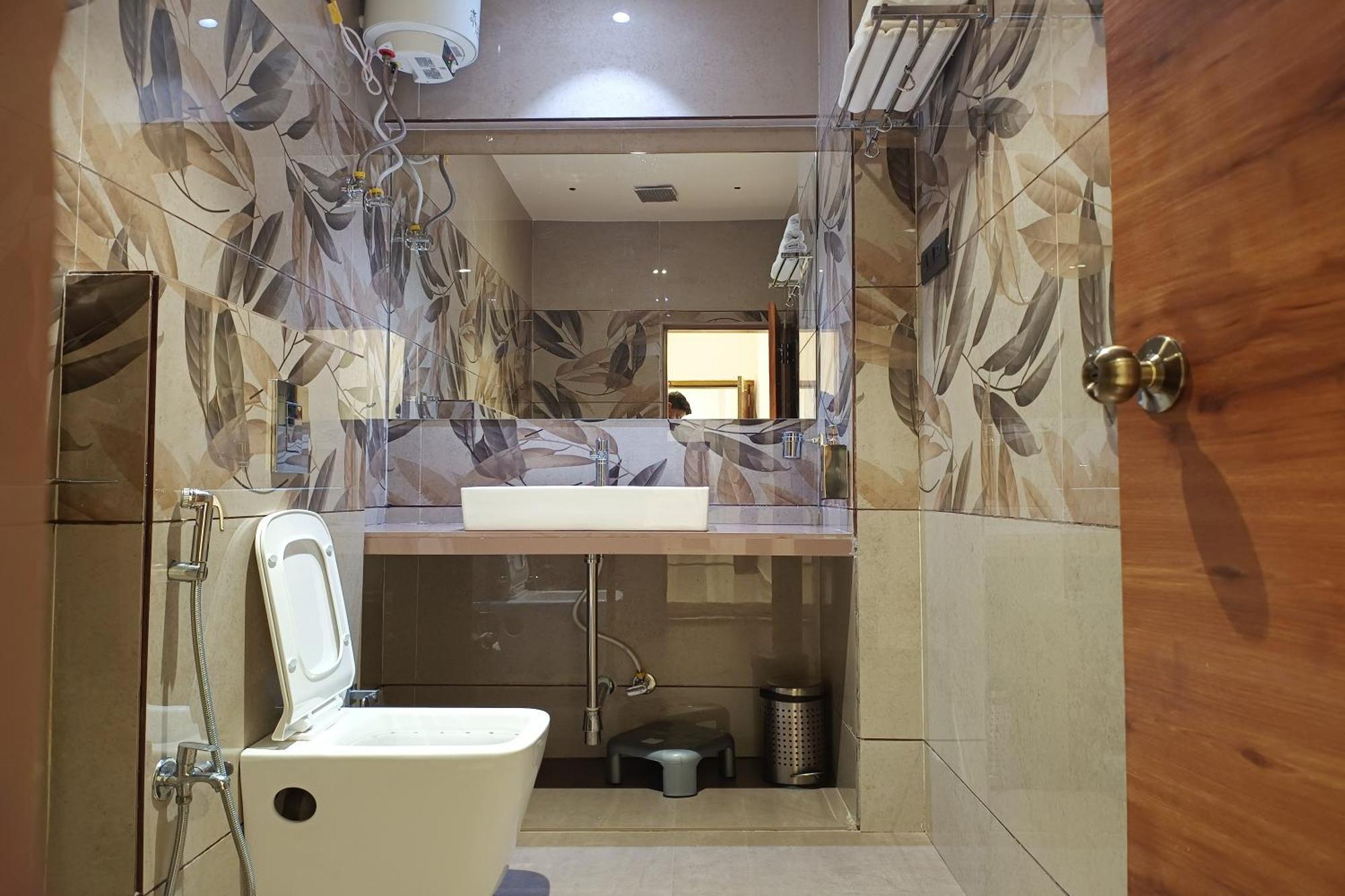 Madhav Residency Hotel & Banquet, Kalyan, Mumbai מראה חיצוני תמונה